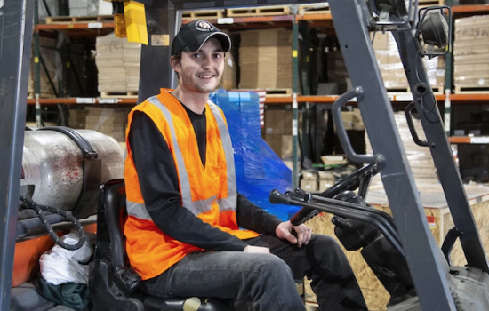 THE IMPORTANCE OF FORKLIFT OPERATOR COMFORT