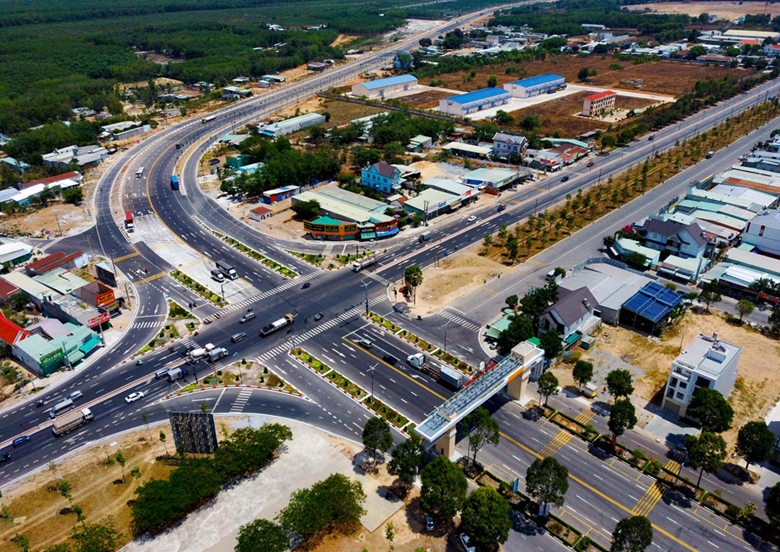Binh Duong develops industrial parks in a sustainable way