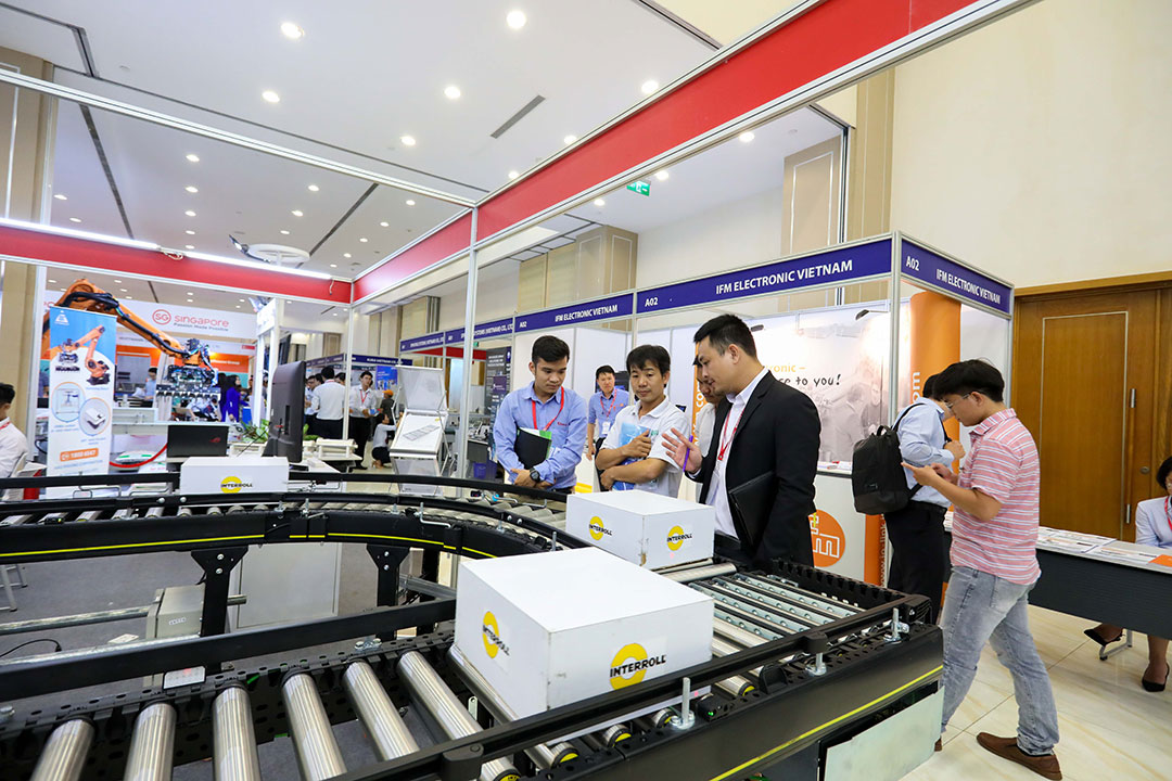 ABOUT MATERIAL HANDLING